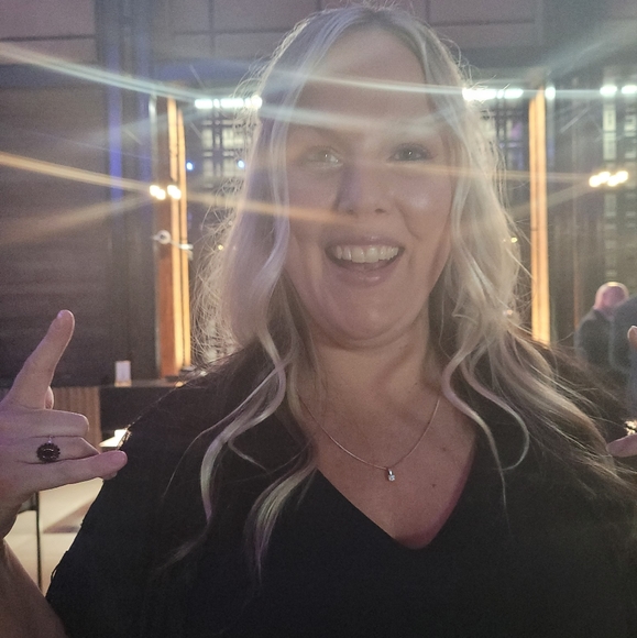 Meet your Posher, Victoria - Picture 2 of 8